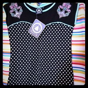 Banjo and cake dame top